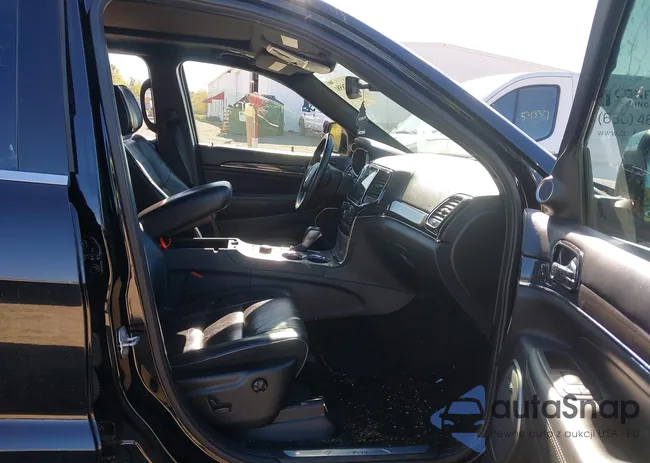 1C4RJFCT5KC623810: 43478581