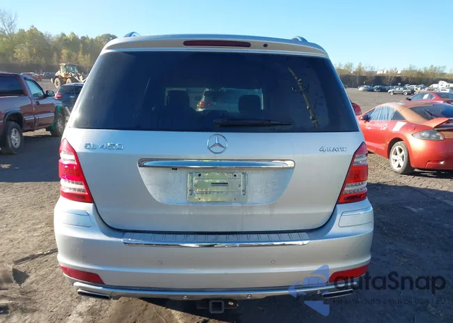 4JGBF7BE0CA762697: 43478722