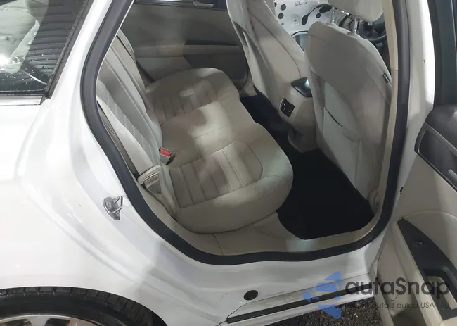 3FA6P0HD1LR251973: 43478057