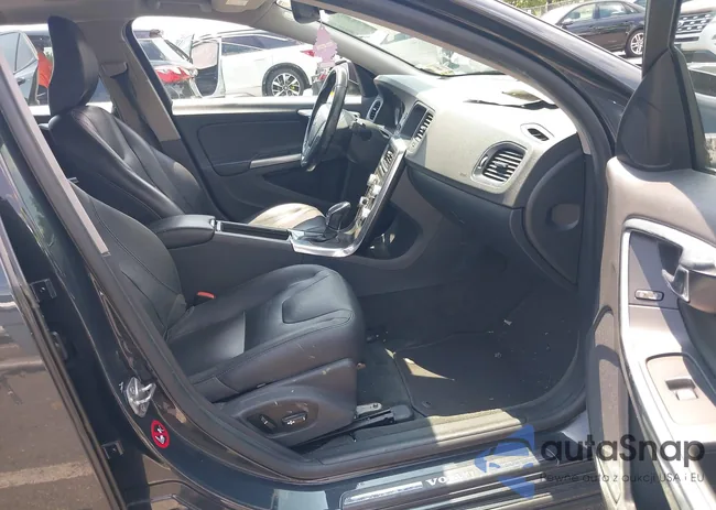 YV140MEK3F1260649: 43478443