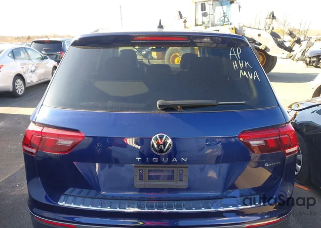 3VVAB7AX6RM224341: 43479478