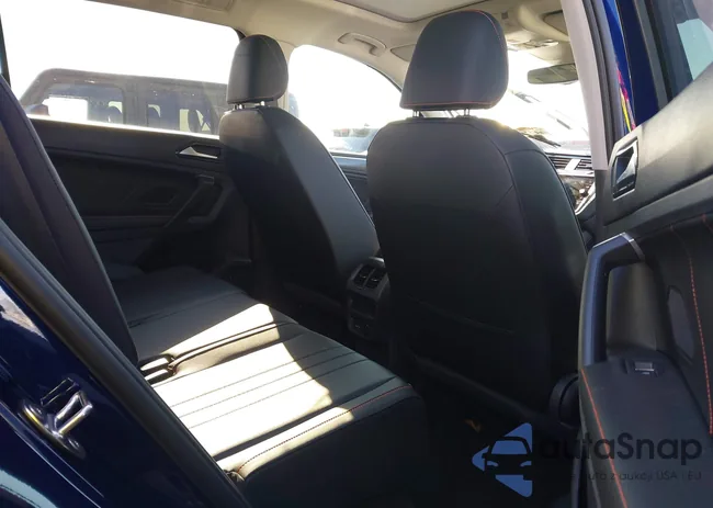 3VVAB7AX6RM224341: 43479478