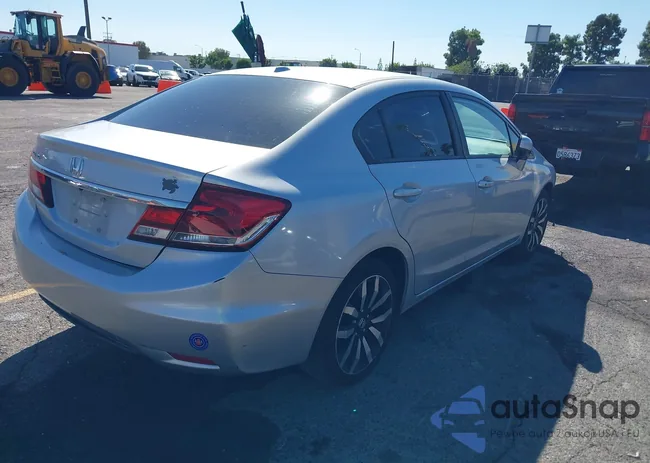 2HGFB2F97FH538044: 43479622