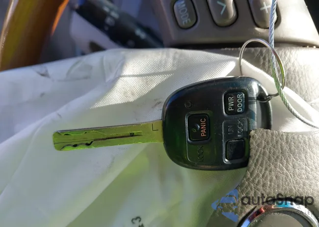 2T2GK31U38C045829: 43479739