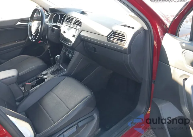 3VV2B7AX7KM163835: 43479905