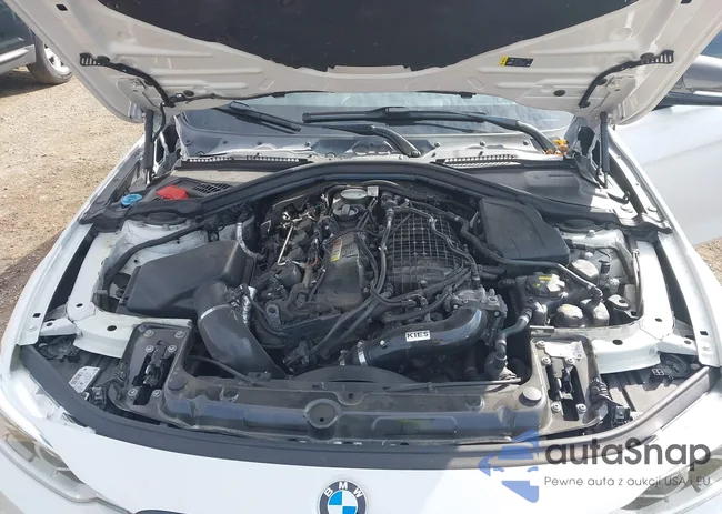 WBA8B7G55HNU37219: 43479957