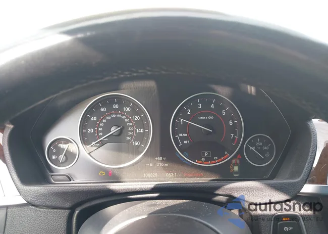 WBA8B7G55HNU37219: 43479957