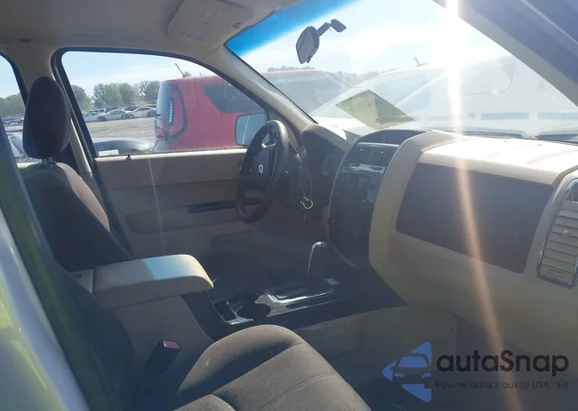 4F2CZ02Z28KM08272: 43479960