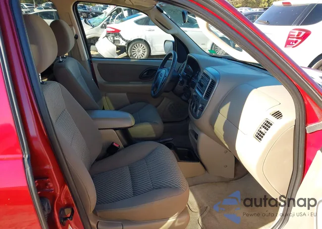 1FMCU93174KB21236: 43480546