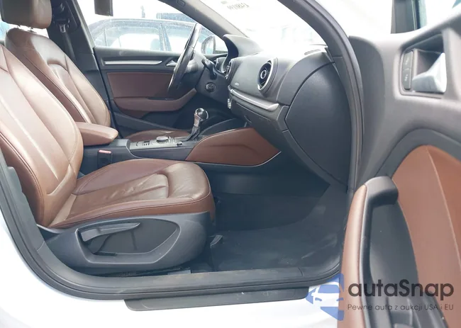 WAUBFGFF1F1127870: 43480199