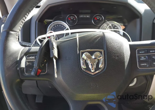 1C6RR6LT5KS552128: 43482013