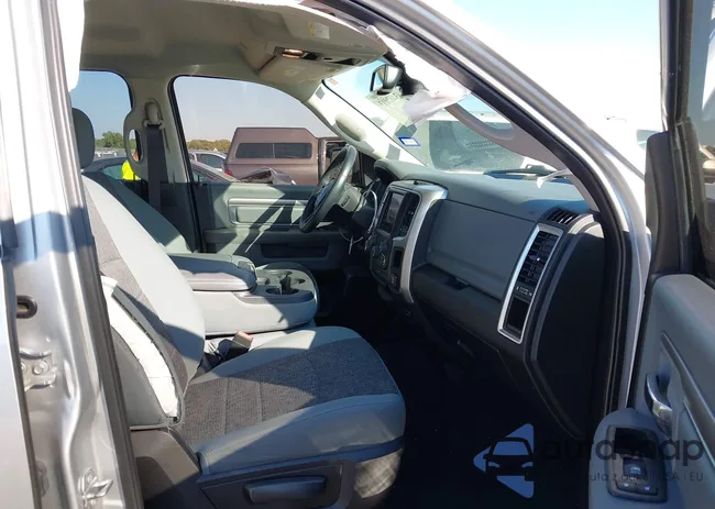 1C6RR6LT5KS552128: 43482013