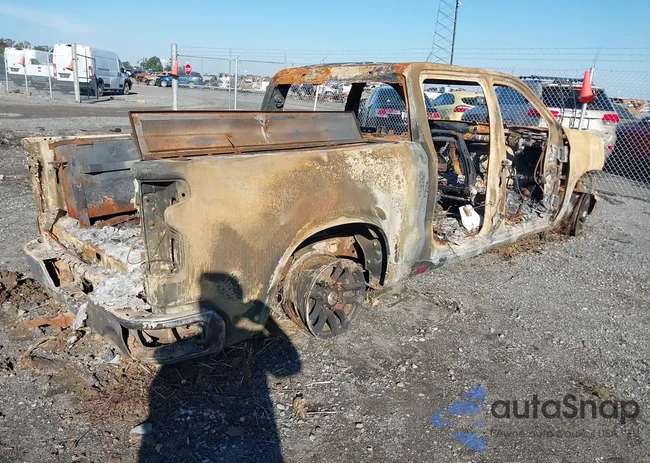 3GCUDDED8PG262797: 43481065