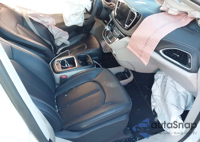 2C4RC1BGXRR190150: 43481173