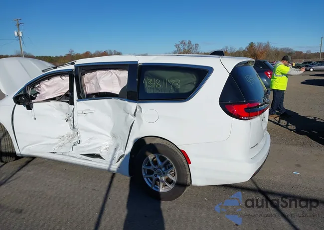 2C4RC1BGXRR190150: 43481173