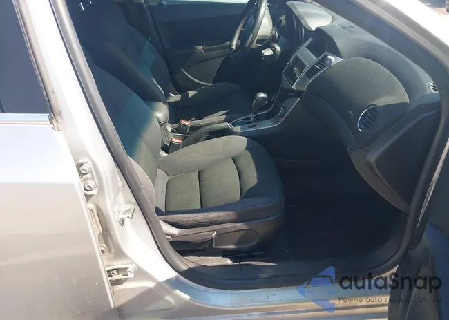 1G1PC5SB3E7409795: 43481284