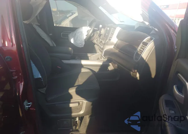 3C6UR5DL9MG523874: 43481321