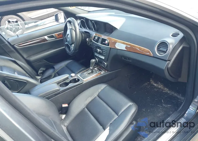 WDDGF4HB3ER314082: 43481398