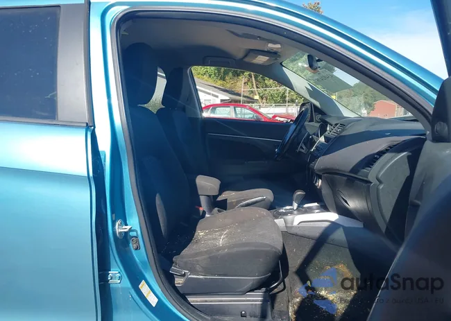 JA4AR4AU7BZ015218: 43482475