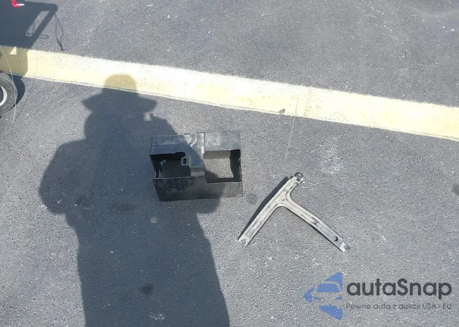 1G1ZC5ST8JF179463: 43482701