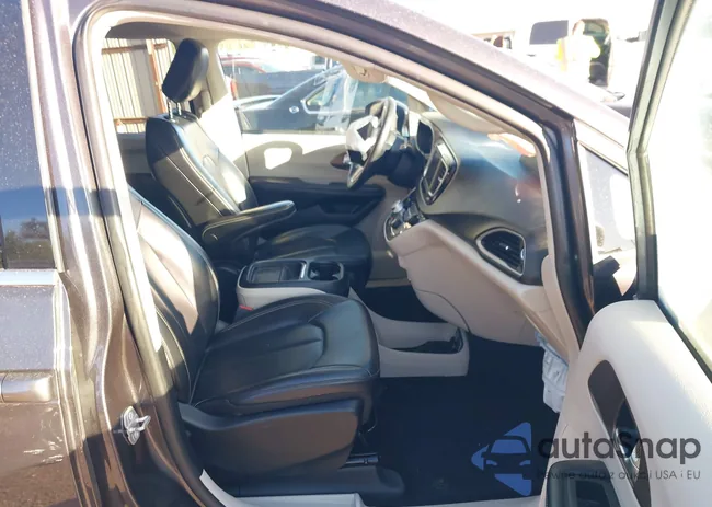 2C4RC1DG9LR265103: 43482795