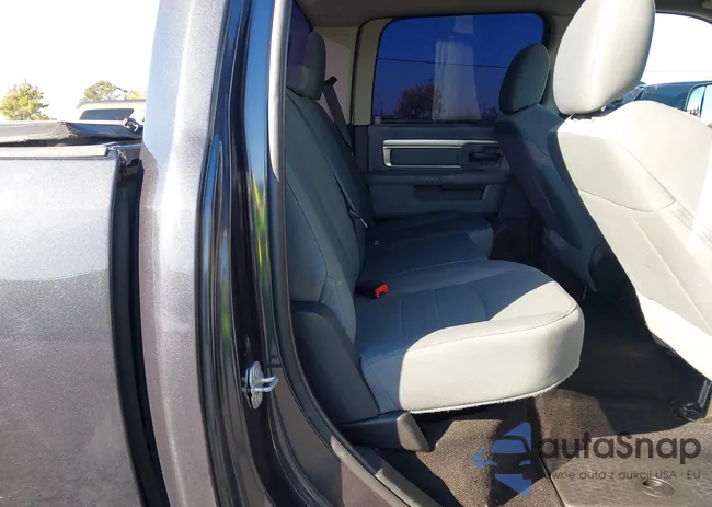 1C6RR7ST3HS594975: 43482874