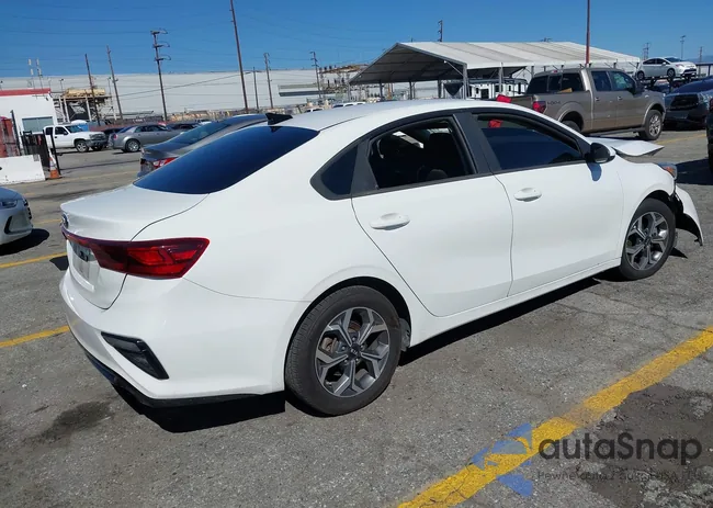 3KPF24AD0KE138029: 43482903