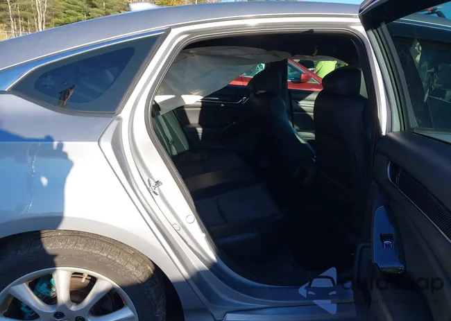 1HGCV1F3XJA100979: 43482093