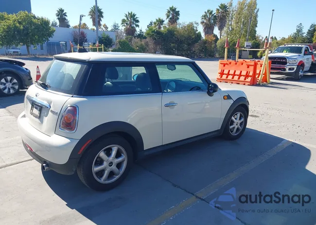 WMWMF33559TW77899: 43482273