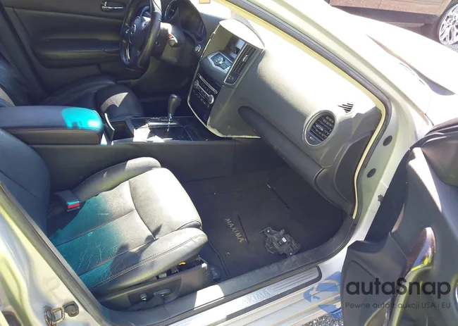 1N4AA5AP0AC847424: 43483558