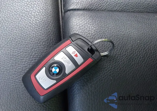 WBA8D9G30HNU62047: 43483578