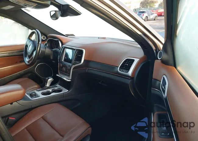 1C4RJFJG4JC274823: 43483647