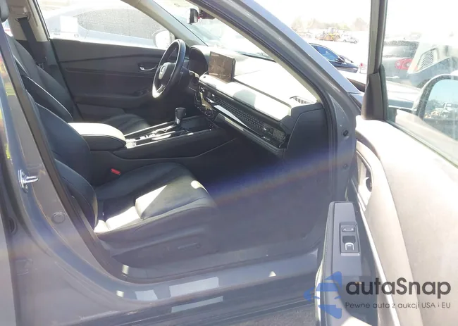 1HGCY2F81RA045827: 43483701