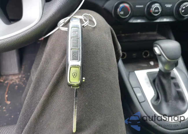 3KPF24AD3PE612496: 43483790