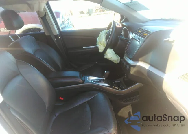 3C4PDCEG3JT466889: 43484043