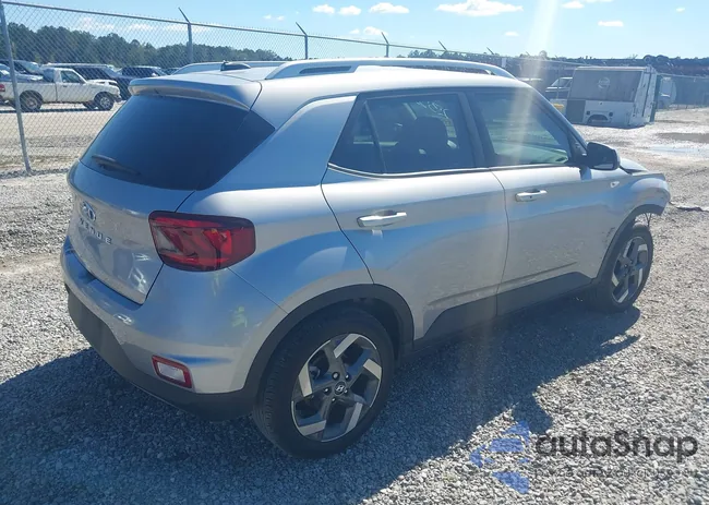 KMHRC8A38RU341895: 43483157