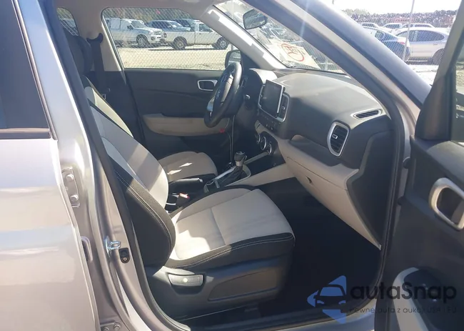 KMHRC8A38RU341895: 43483157