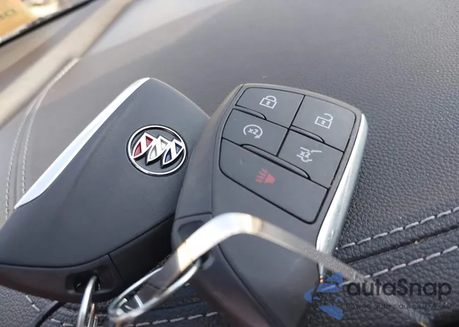 LRBFZNR41PD127568: 43483332