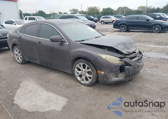 1YVHP82B895M43485: 43484480