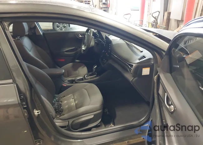 KMHC65LC3NU285576: 43484562