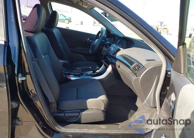 1HGCR2F35HA000924: 43484964