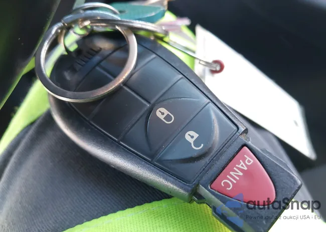 1C4PJLAB5HW572817: 43484057