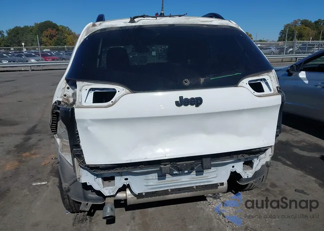 1C4PJLAB5HW572817: 43484057