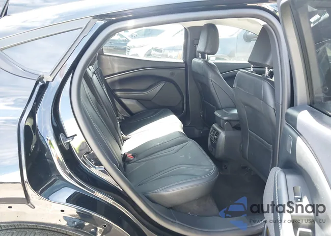 3FMTK3R77RMA26853: 43484069