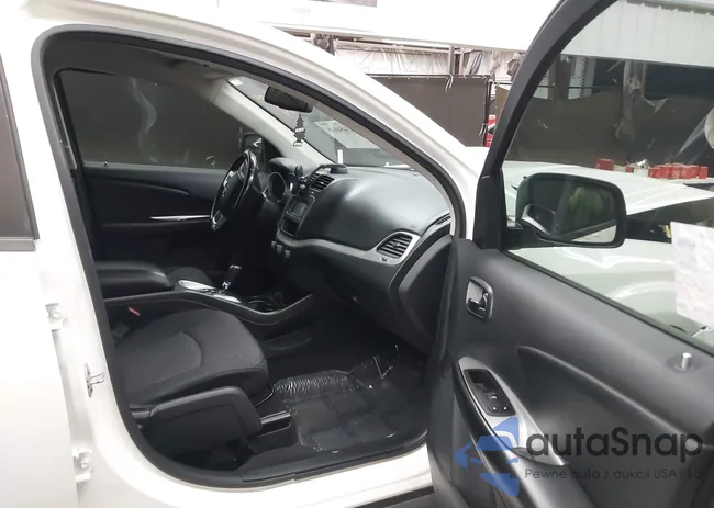 3C4PDCAB7LT280544: 43484148