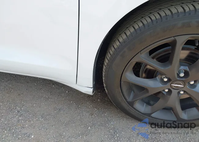 2C4RC1FG7MR565253: 43484247