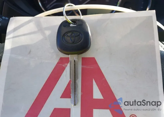 2T1BURHE5FC256750: 43484427