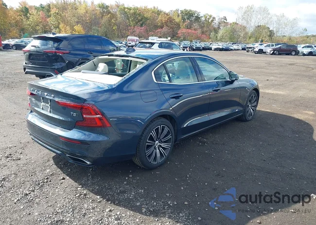 7JR102TL0MG118764: 43484451