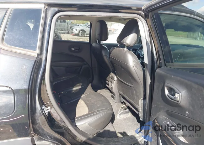 3C4NJDBB8KT650354: 43485528