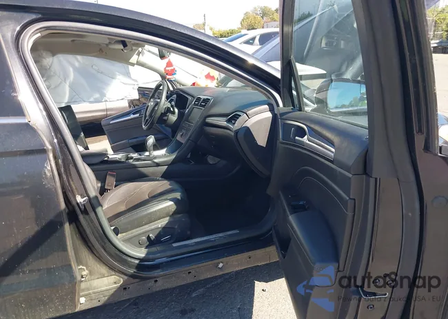 3FA6P0K98FR307433: 43485587